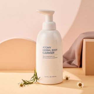 (星耀) 艾多美 沐浴乳 500ml - 溫和不刺激 草本香氣 - (星耀市集,日用品,生活用品,生活百貨)