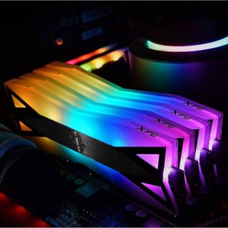 ADATA威剛 8GBx2 DDR4-3200 XPG SPECTRIX D60G RGB RAM記憶體/二手