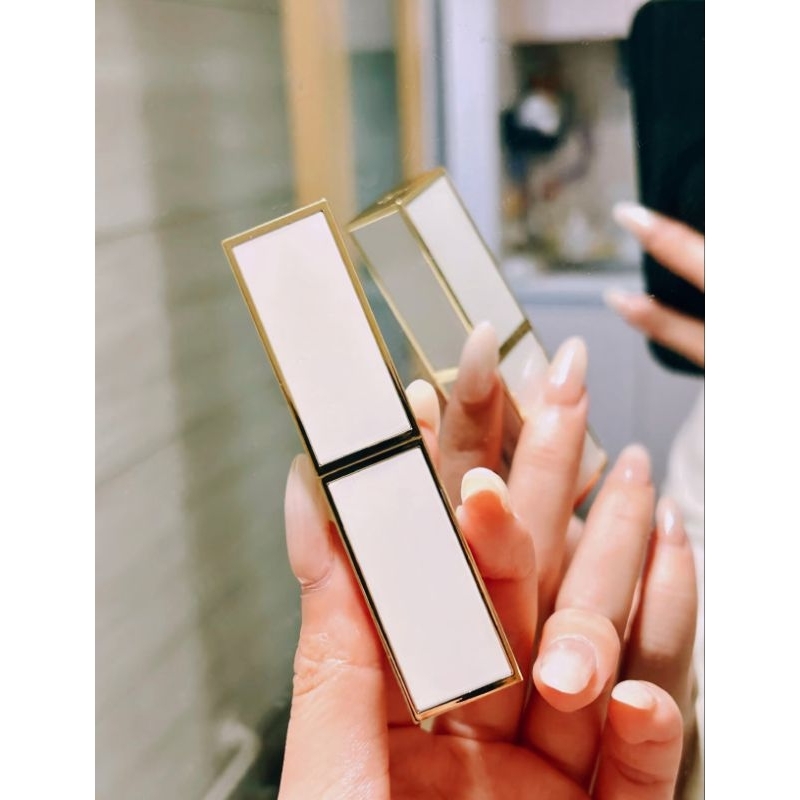 即期特價 正品 Tom Ford TF 細白管 白細管04 20 27 108 口紅 唇膏