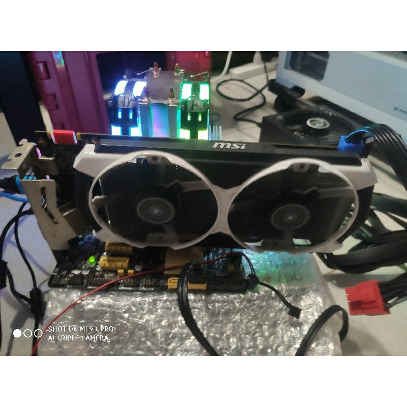 msi gtx960 2g 故障卡時好時壞 花屏會掉驅動+rx570 8g故障卡 有時能點亮有時點不亮 勿直下