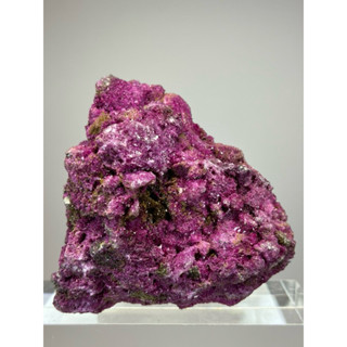 【明明天然水晶】 精品純天然緬甸紅寶石原礦679.3g 紅剛玉 鉻剛玉 特級閃亮體 雲母共生 勇氣象徵 礦石擺件訂製底座