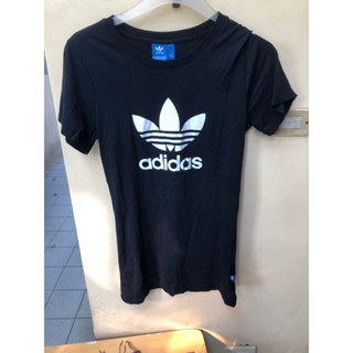 知名運動品牌愛迪達adidas 上衣女裝