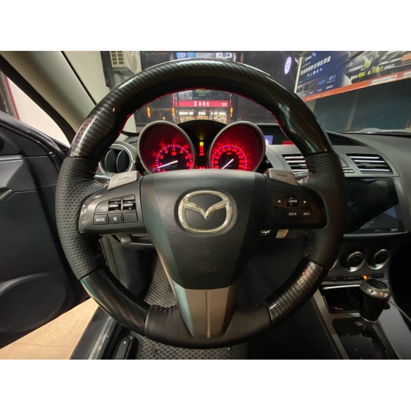 10~14 MAZDA3 方向盤 馬3 真皮方向盤 碳纤维方向盤 卡夢方向盤 需回收原廠方向盤