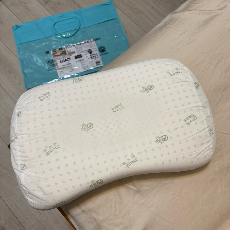 班尼斯 窩型曲線天然乳膠枕頭