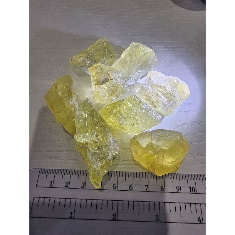 黃水晶原礦 8塊 精選體好 有彩片 可消磁 香薰 香精油 實物拍攝