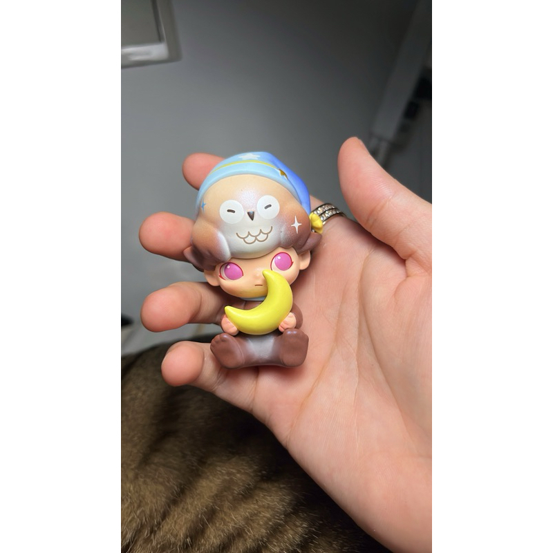 Dimoo 貓頭鷹 盲盒無盒無卡便宜出清 臉部有小蹭漆 詳見影片