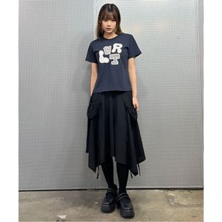 韓國 LUV IS TRUE 短袖 上衣 英文貼布 LVTR PATCH 女版 簡約感