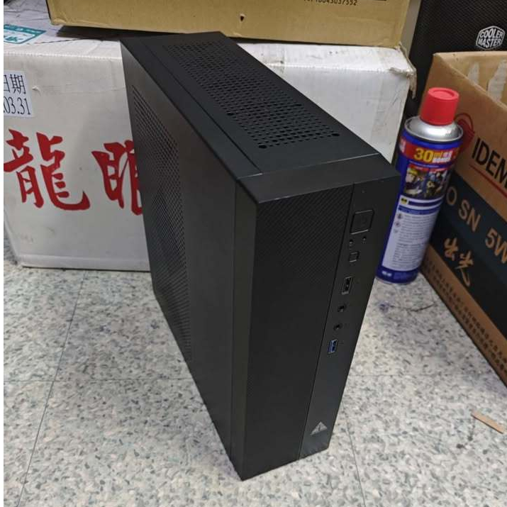 AMD RYZEN 2400G 16G 輕薄主機