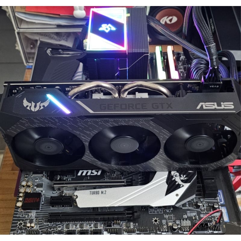 Intel 旗艦 i7 9700K+GTX 1660 S+獸獵者D4-3600 64G