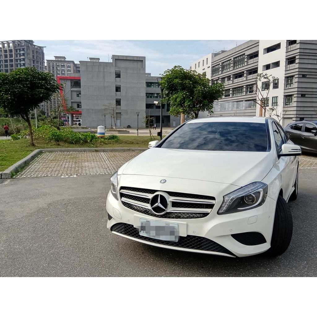 2014 BENZ A180 運動風格小鋼炮 只跑4萬多喔 ~ 中古車二手車國產車進口車休旅車掀背車認證車商用車吉普車
