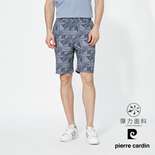 【pierre cardin 皮爾卡登】男款 側鬆緊腰頭微彈性印花平口休閒短褲-黑灰色 (5257963-97)