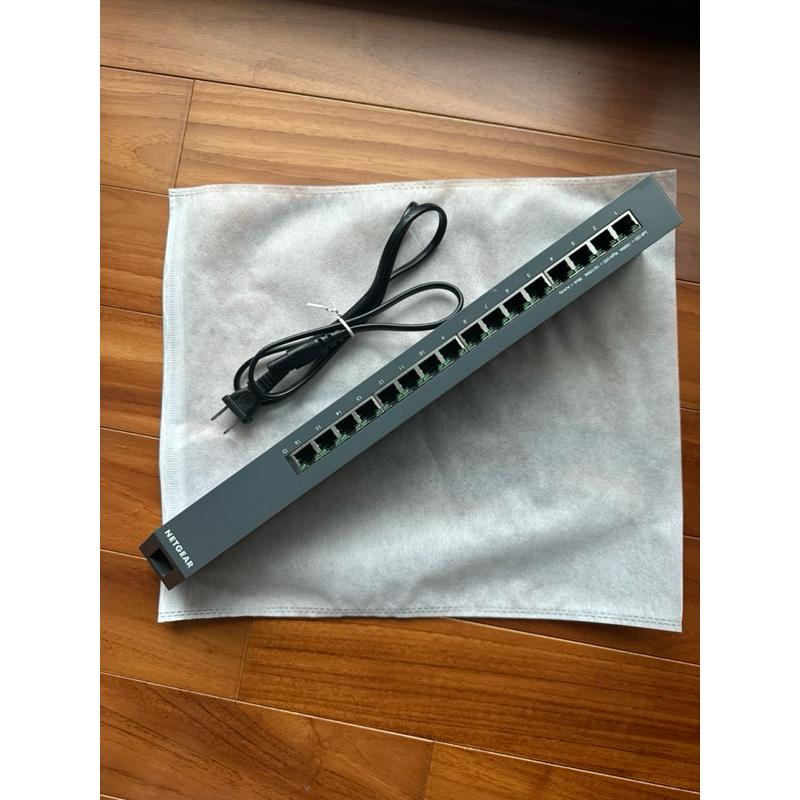 NETGEAR GSS116E 16埠GIGA 1000M 壁掛式集線器 Switch 交換器