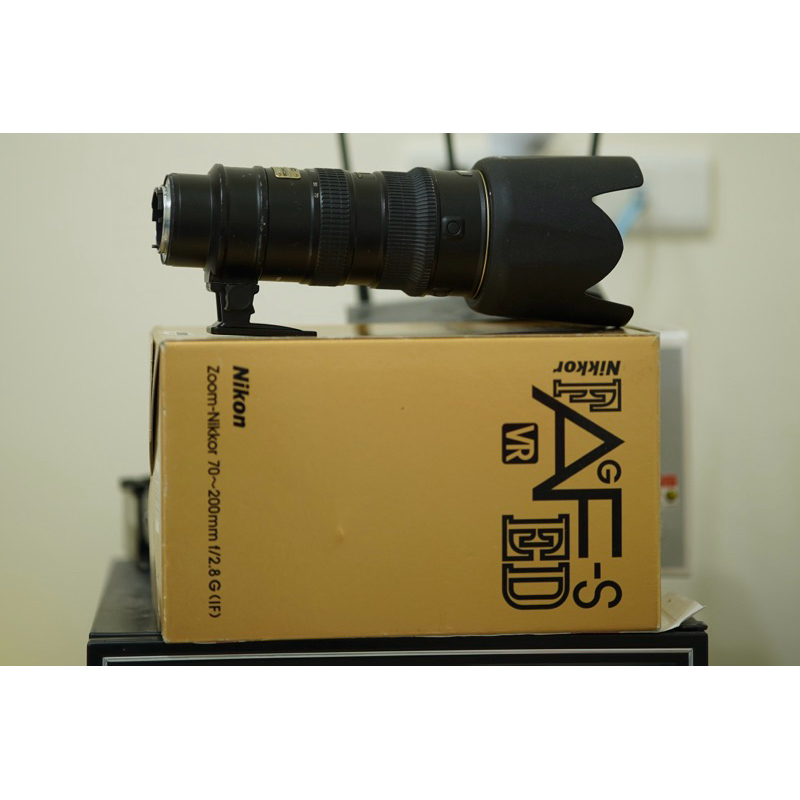 Nikon 尼康 ED AF-S 紅 VR NIKKOR 70 200 mm 1 : 2.8G Japan 全幅鏡