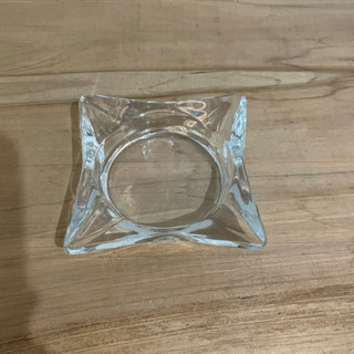 LEFT EYE TEARS💧早期復古菱形四孔4.25吋透明玻璃煙灰缸