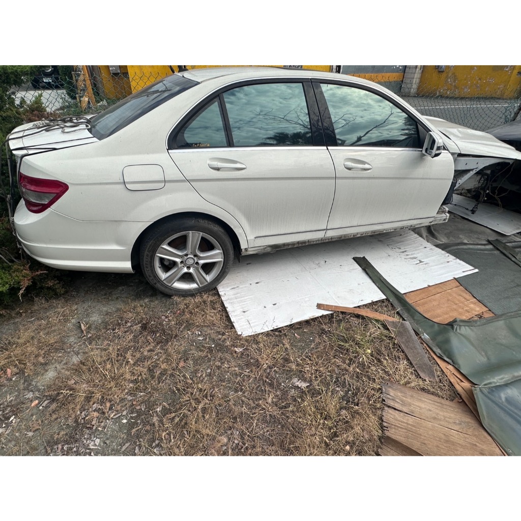 展鑫『w204 c300 2010 -1』Mercedes-Benz 賓士 二手車 二手車零件 零件車 零件拆賣
