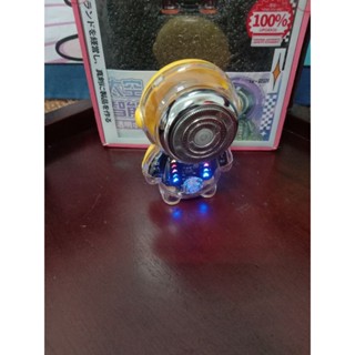 獨家設計 太空人造型刮鬍刀 白透+炫彩燈