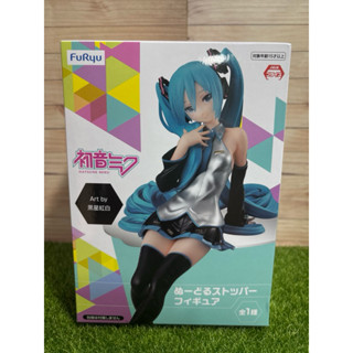 可隔日到貨呦(´▽`ʃ♡ƪ)日版 現貨 FuRyu 初音未來 黑星紅白 泡麵蓋 公仔 模型