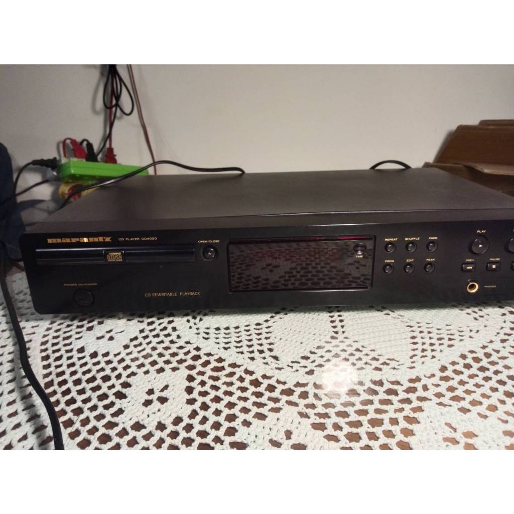 MARANTZ CD  PRAYER CD 4000&.CLASS 1 PRODUT ，外觀八成新,少用，陳列品、出清價