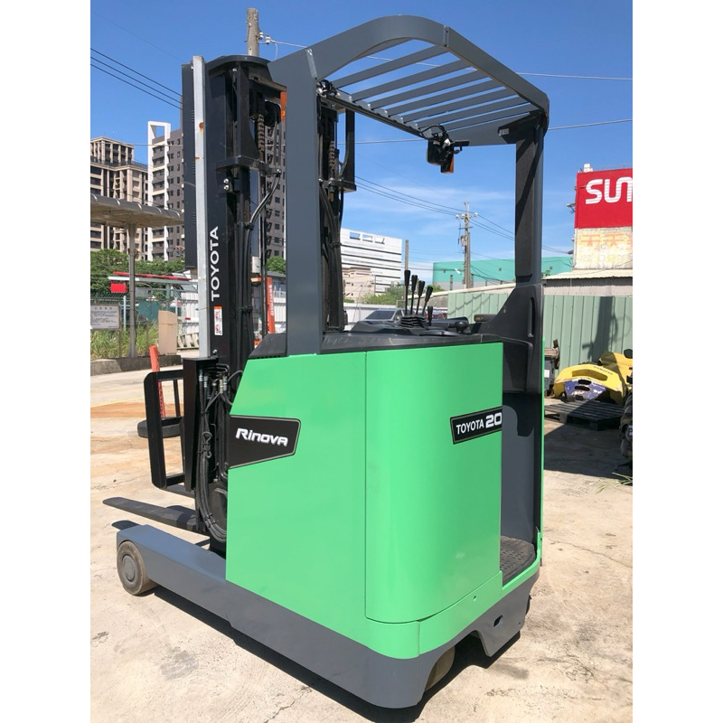 TOYOTA 豐田8F2.0噸立式電動堆高機 柴油堆高機 推高機 鋰電堆高機 中古堆高機 站立式坐式堆高機