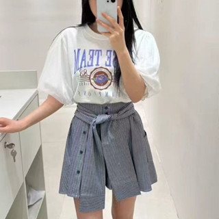 51T02735 👍🔥韓國🇰🇷同步💓現貨快速出貨 💓超美 公主紗袖拼接小蕾絲😍 滿滿小細節 印花短袖上衣🤩