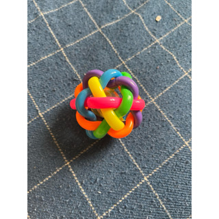 二手 無電 耐啃咬寵物6CM彩色鈴鐺球 兔兔玩具 鸚鵡下腳玩具 倉鼠玩具 鳥類玩具 鈴鐺球