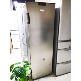 美國富及第 中古直立式(自動除霜） 二手冷凍櫃冰箱 196公升，寬54深56高169