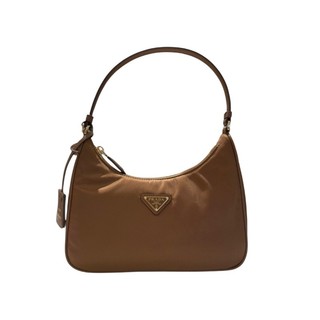 Prada 1N204M Re-Edition 2005 Re-Nylon 肩背包 焦糖棕色