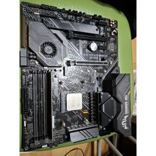 (二手) AMD Ryzen 9 3900XT+TUF gaming x570-plus (wi-fi)+32G 記憶體