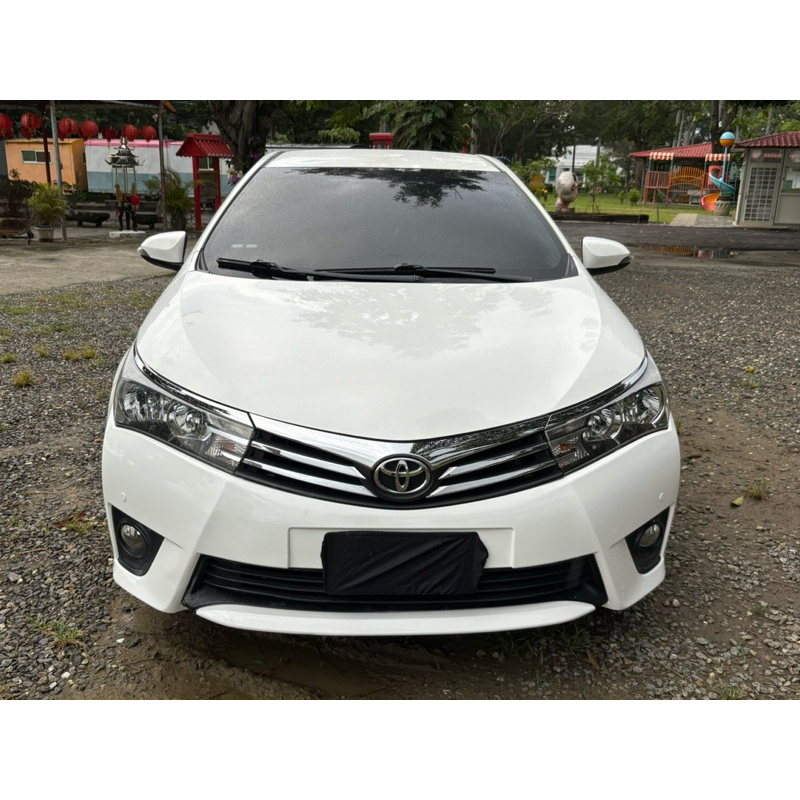 2015 / 2016年Toyota Corolla Altis 1.8 Safety+ （免鑰匙啟動）