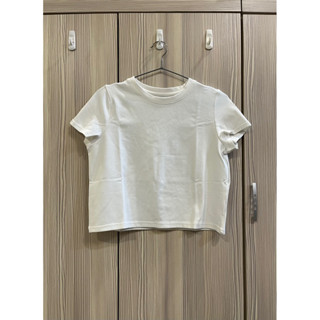 Oreal 白色短版短袖T恤 女生上衣 Women’s T-shirt