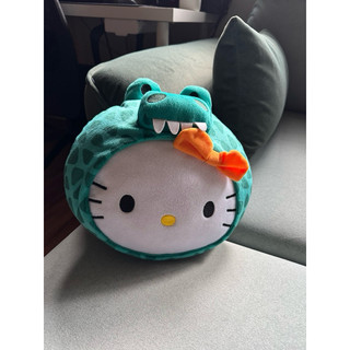 【二手】Hello Kitty 麥當勞小鱷魚 森林系抱枕 凱蒂貓
