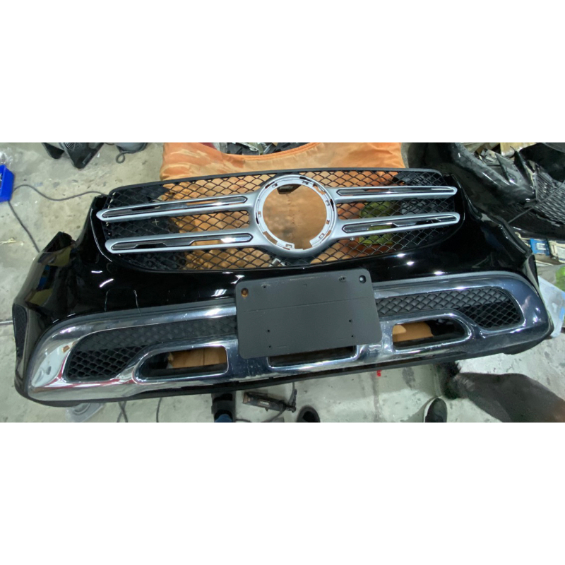 M-Benz賓士GLC300小改款X253型原廠前保桿