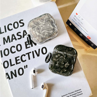現貨高階佩斯利花紋Airpods4耳機殼AirpodsPro2保護殼1代3代耳機套蘋果無線藍牙耳機包防摔四代保護套新三代