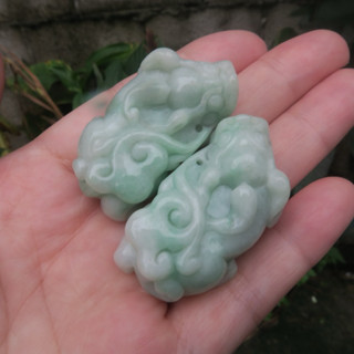 Coco緬甸玉 翡翠招財貔貅一對 淡綠色手工雕刻 翡翠a貨附證書 現貨在臺北市