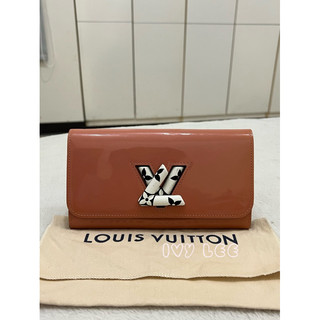 LOUIS VUITTON M64418 Vernis Portefeuil Twist 長夾 粉膚 粉橘 二手精品