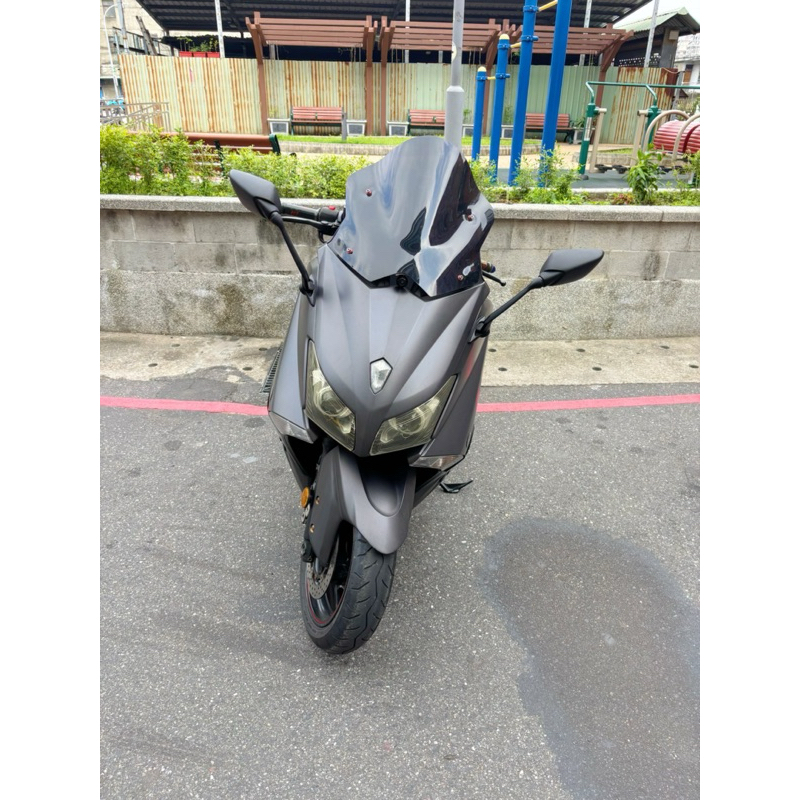 YAMAHA TMAX530