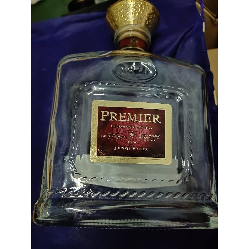 二手很新約翰走路尊爵蘇格蘭威士忌空酒瓶，750ml