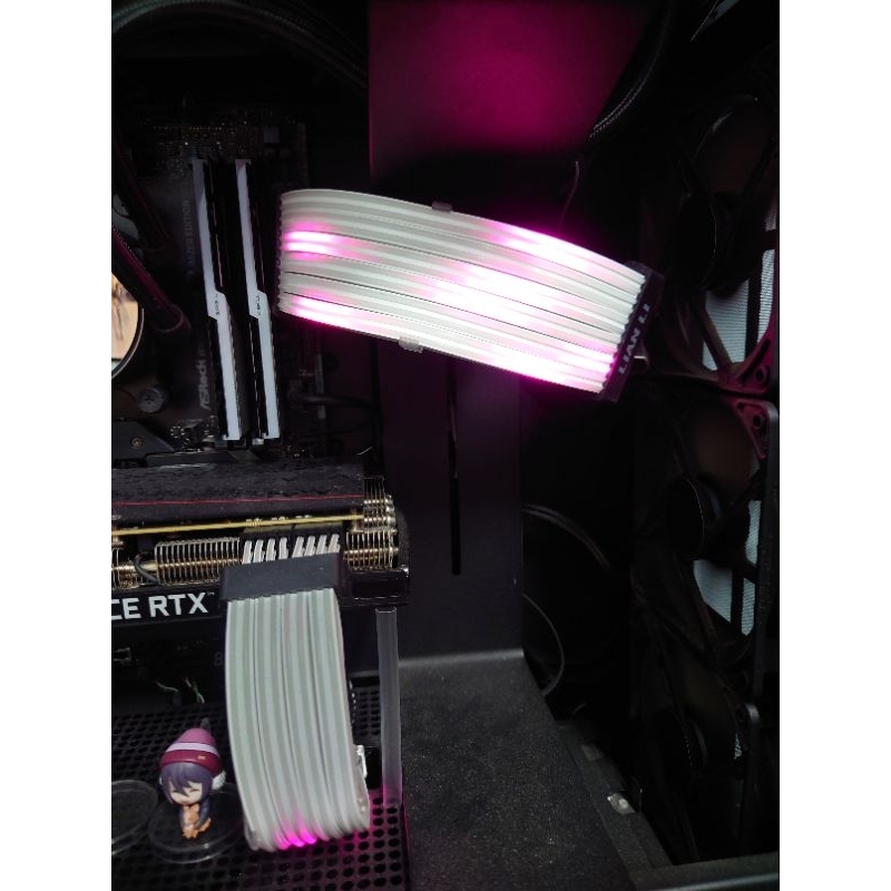 聯力 Strimer Plus RGB電源線24pin 8+8pin gpu 二手