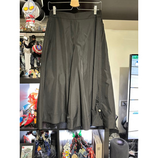 極新二手。giordano ladies涼涼單邊抽繩褲裙