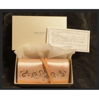 【快樂瞎拼】全新~Mikimoto 御木本精品：限量珠寶收納包 御木本珍珠吊飾 禮盒裝 最佳生日禮/情人禮/聖誕禮