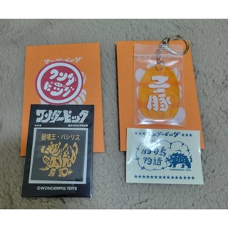 2025 玩具展 蘑菇展 設計師玩具 子豚玩具 子豚壓克力鑰匙圈 吊飾 貼紙 裝飾 鑰匙圈 造型 玩具週邊