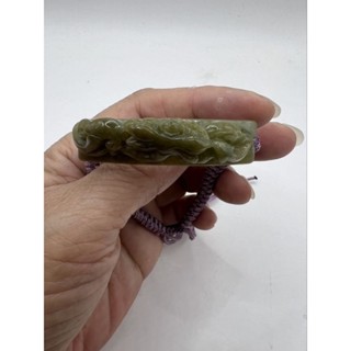 〔附證書〕天然翡翠-茶色蜻蜓魚手排吊飾。