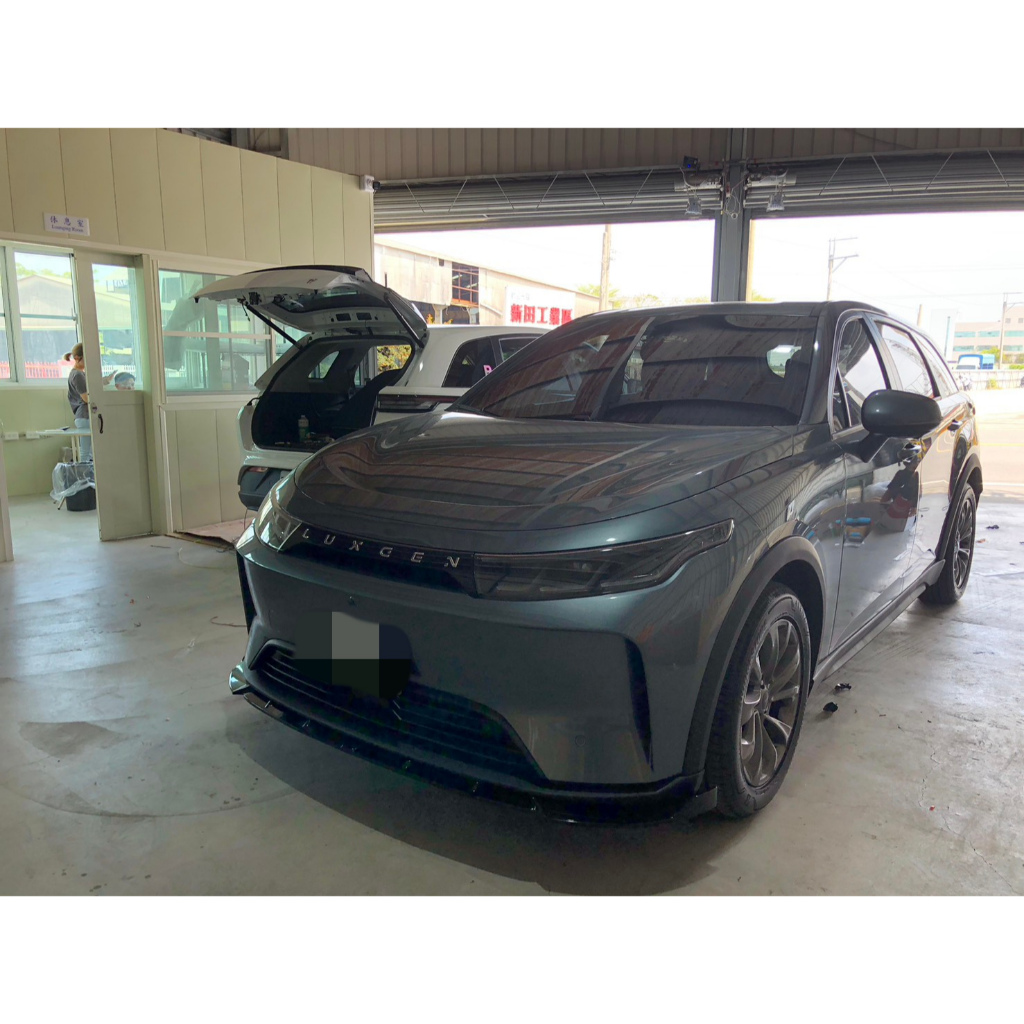 Luxgen N7 長程版 安裝 RMG電動尾門 + 腳踢(加購)