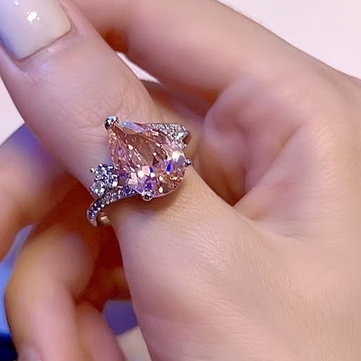 隔日到貨 阿蓋爾 粉紅鑽 水滴 3克拉 戒指 粉水晶 莫桑鑽 可調式戒圍 A173