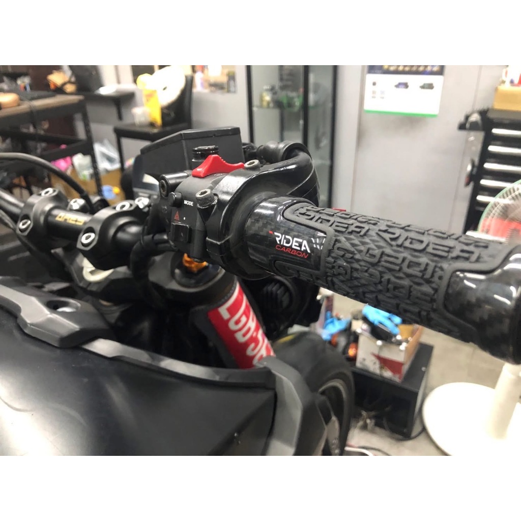 【泰格重車】Yamaha 碳纖維握把 握把套 MT10 MT09 MT07 MT03 MT15 FZS150 Ridea