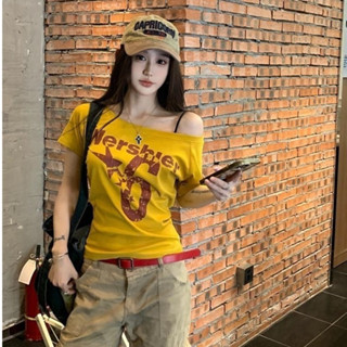 【桃園現貨❥(^ -)】S-XL 美式短袖 辣妹T恤 斜肩露肩 女夏季短袖 修身上衣 短款上衣 印花短袖 韓版上衣