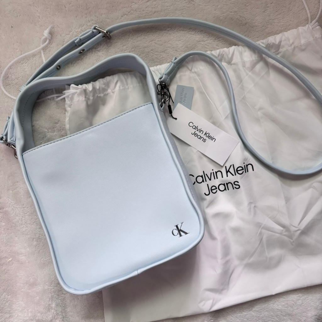 Calvin Klein Jeans CK Block 水桶包 單肩包(藍色)