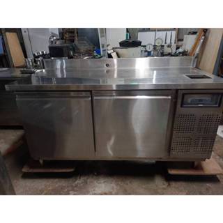 【尚典中古家具】白鐵5.3呎兩門冷藏工作檯冰箱（220V）中古-二手-工作臺冰箱-營業裝置-餐飲裝置-商業冰箱-營業冰箱