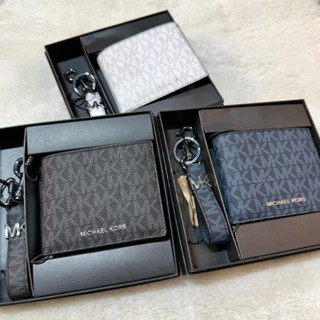 (3色可選)(Little bee小蜜蜂精品) MICHAEL KORS MK 1+1禮盒組 鑰匙圈+短夾(黑/白/藍)