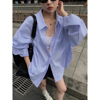 慵懶韓風chic襯衫 條紋襯衫 防曬襯衫 藍色襯衫 韓系上衣 港風復古 長版襯衫 韓國襯衫 寬鬆襯衫 休閒襯衫 夏季穿搭